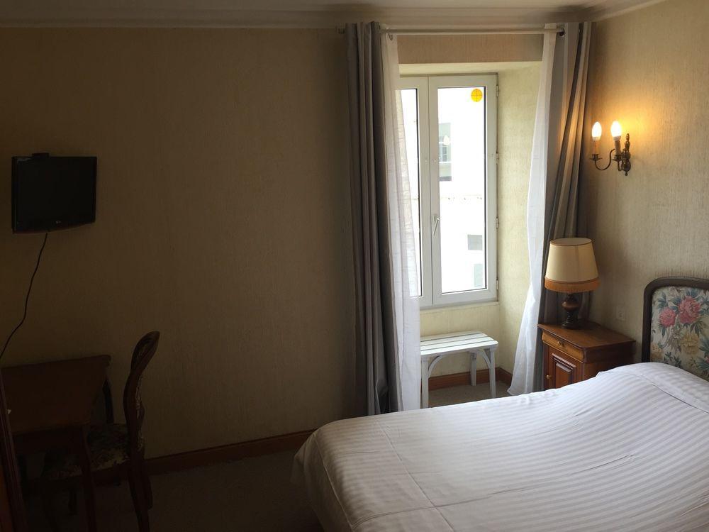 Hotel Central Chaunay Esterno foto