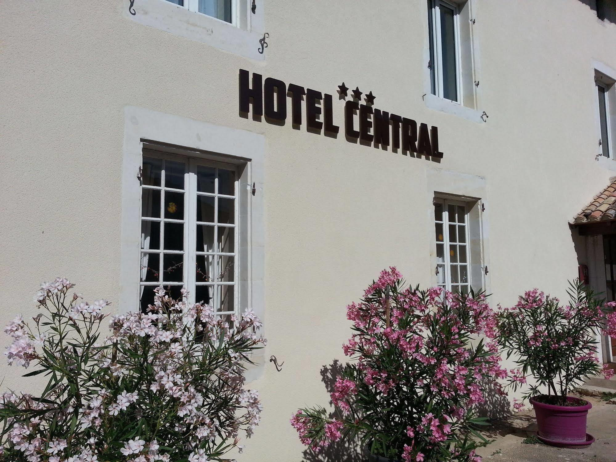 Hotel Central Chaunay Esterno foto