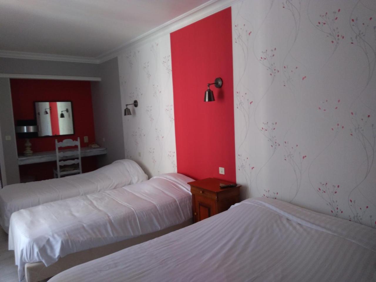 Hotel Central Chaunay Esterno foto